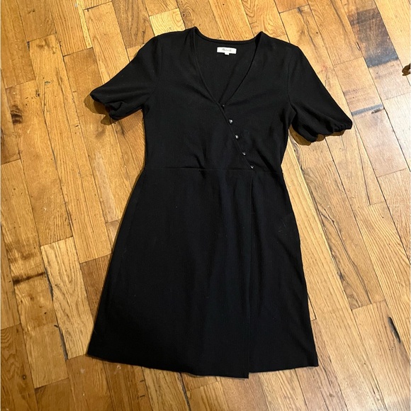 - Black Madewell Cross Front Button Dress. - Picture 8 of 9